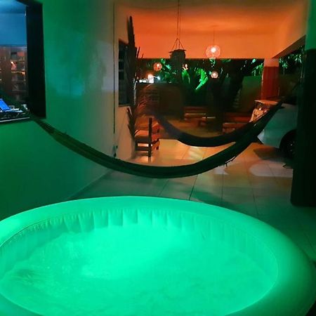 Luau Pousada E Hostel プライア・ド・フランセス エクステリア 写真