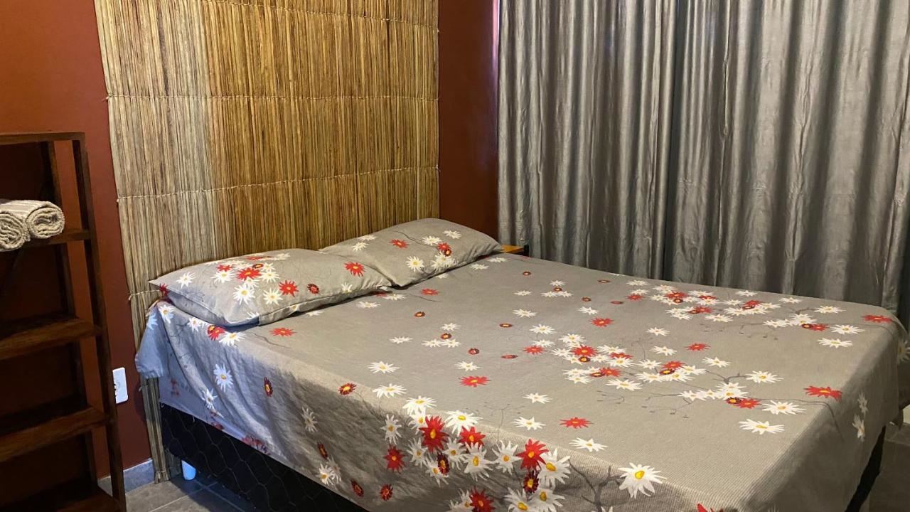 Luau Pousada E Hostel プライア・ド・フランセス エクステリア 写真